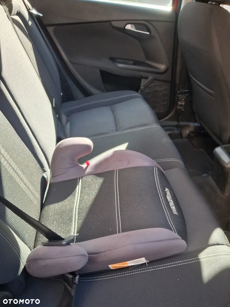 Fiat Tipo 1.4 T-Jet 16v Pop - 9