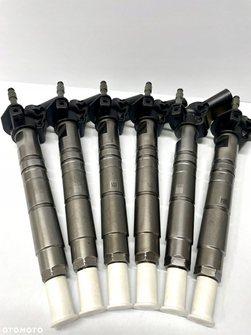 KOMPLET wtryskiwaczy 6SZT Mercedes BOSCH 0445116026 A6420701187 - 1