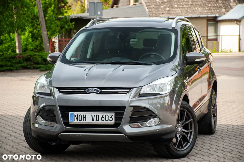 Ford Kuga 2.0 TDCi 2x4 Titanium - 3