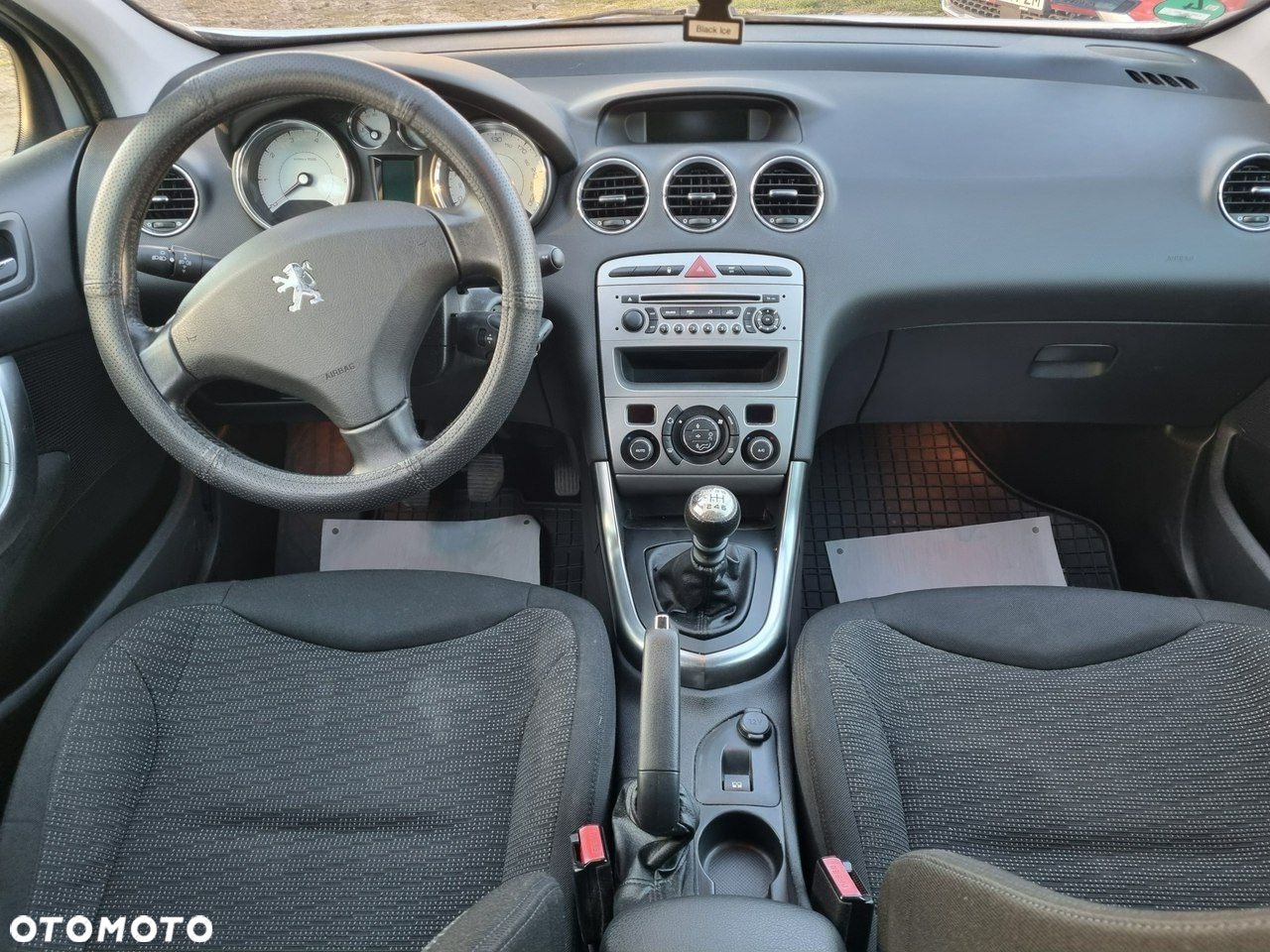 Peugeot 308 1.6 Premium - 18