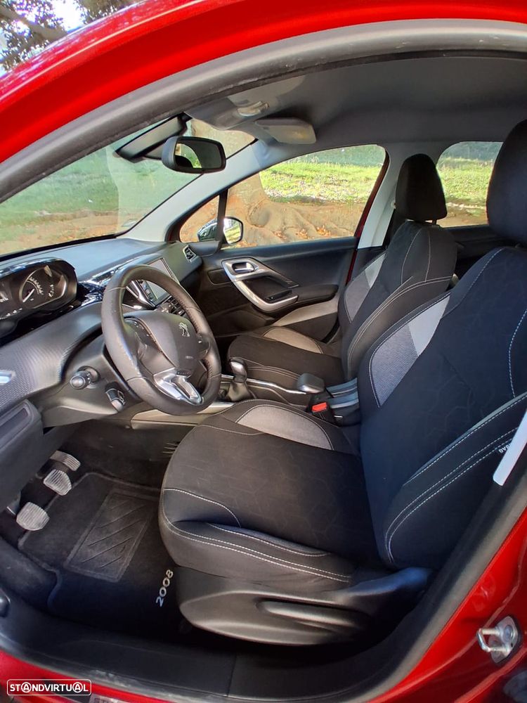 Peugeot 2008 - 19