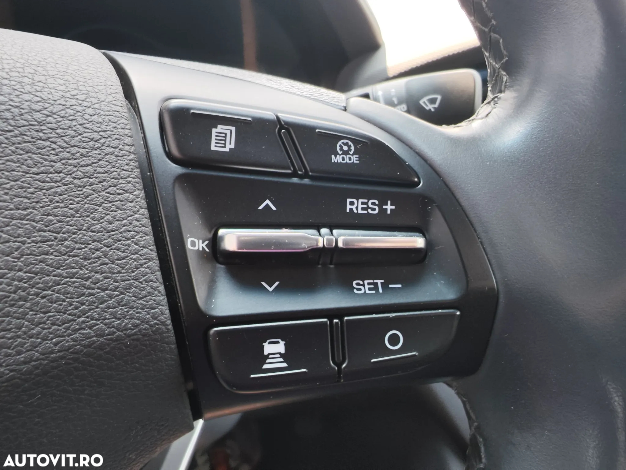 Hyundai IONIQ - 18