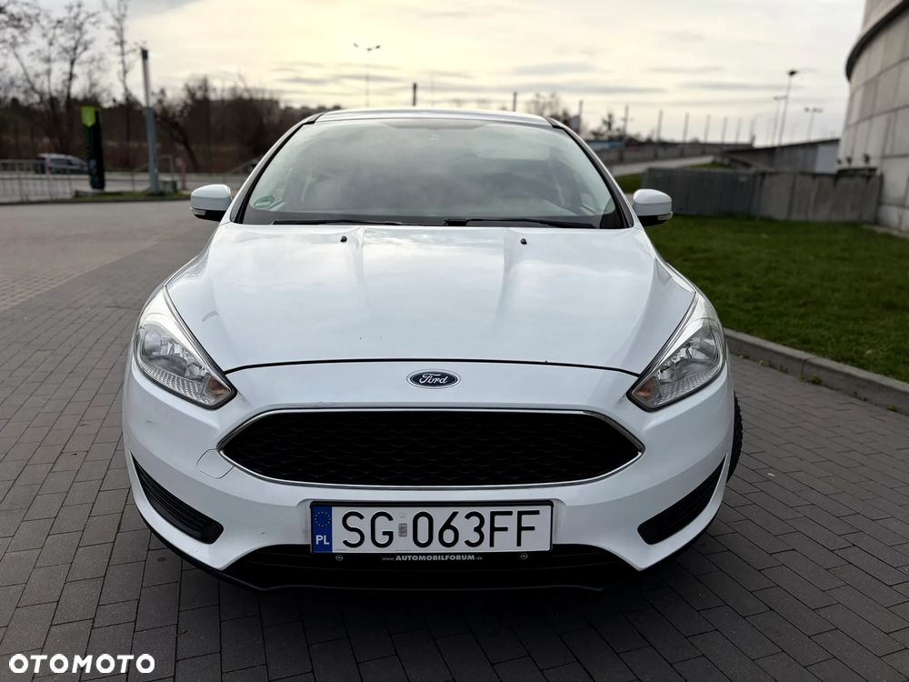Ford Focus 1.0 EcoBoost 99g Trend - 11