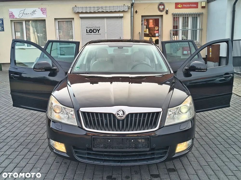 Skoda Octavia 2.0 TDI DPF DSG Laurin & Klement - 9