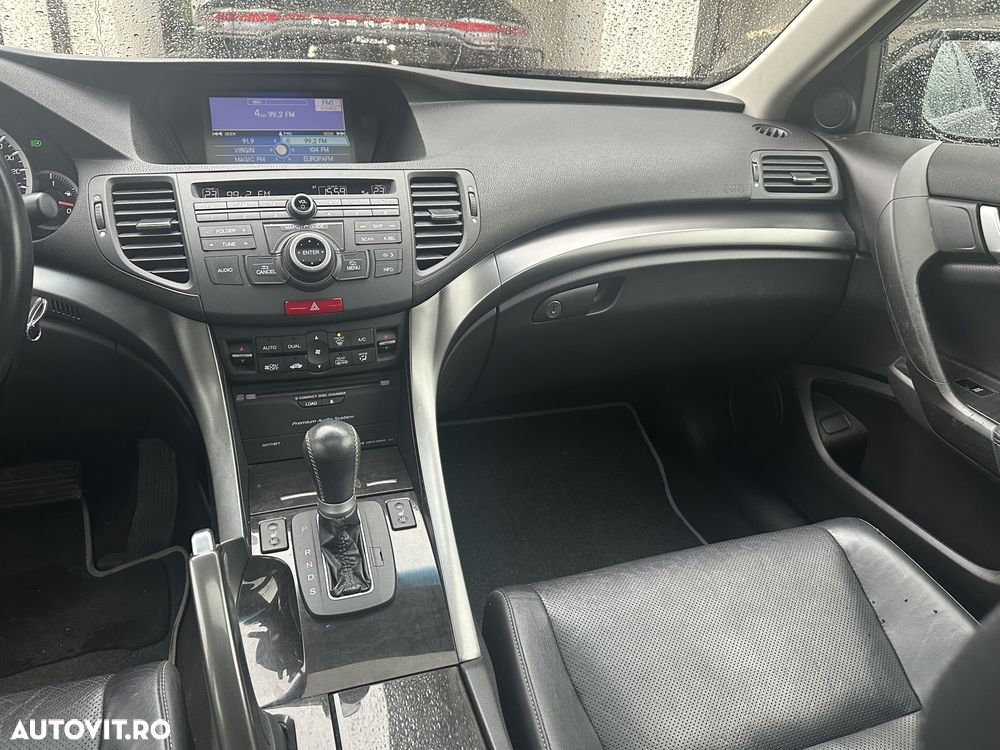 Honda Accord 2.0i AT Executive Navi - 10