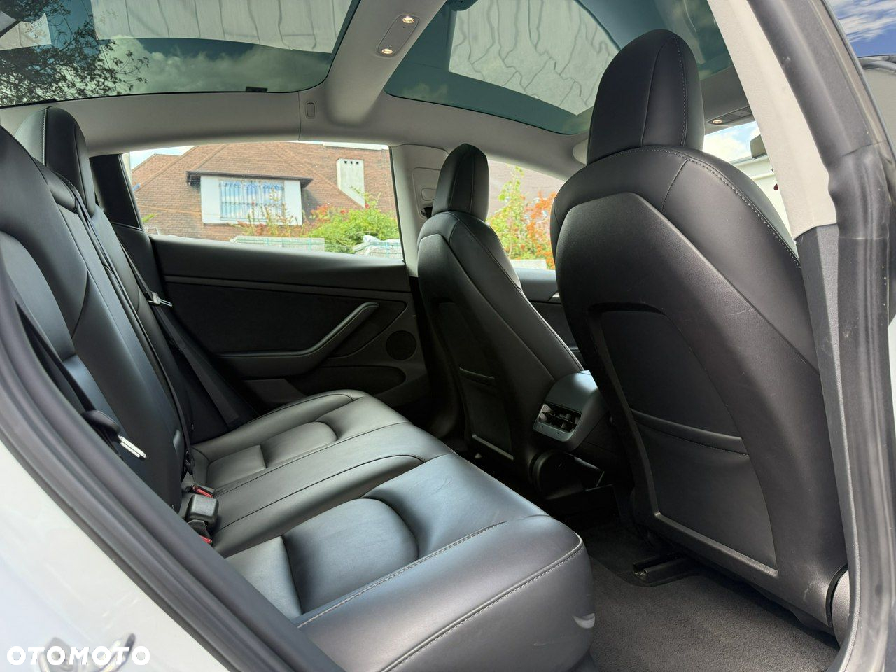 Tesla Model 3 - 19