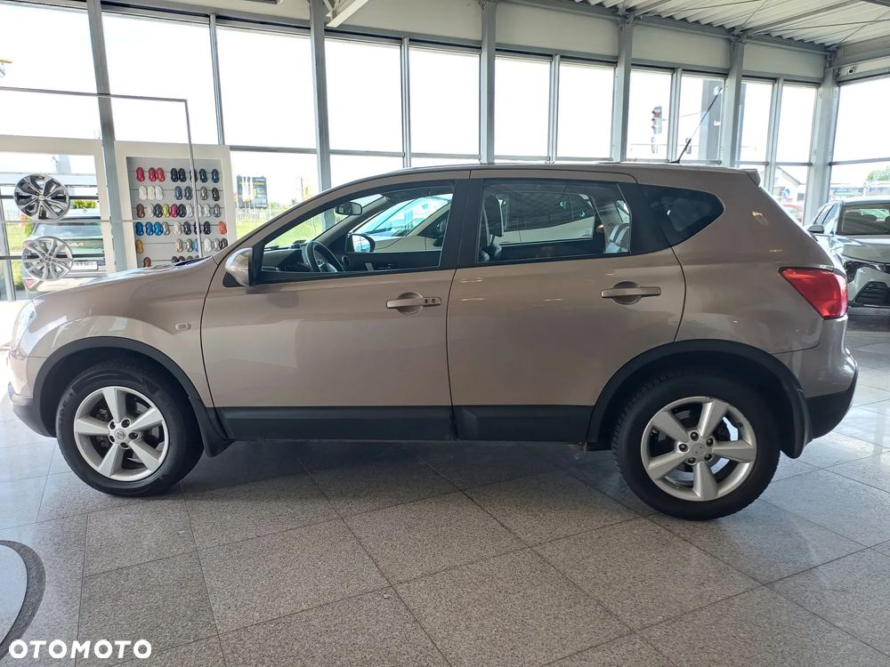 Nissan Qashqai 2.0 dCi 4x4 Tekna Premium - 4