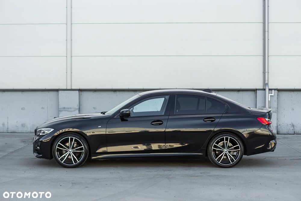 BMW Seria 3 320d xDrive M Sport Shadow - 4
