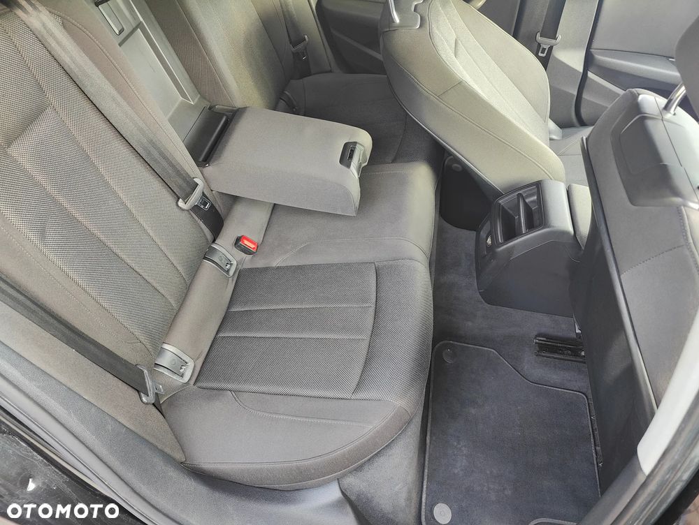 Audi A4 Limousine 1.4 TFSI Design S tronic - 31