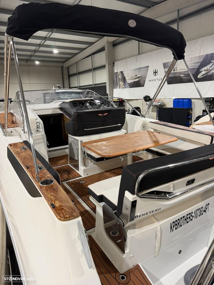 Beneteau 8.8 Sundeck - 2
