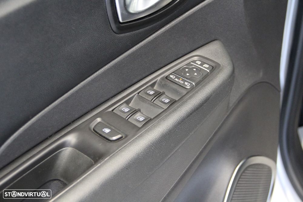 Renault Captur 1.5 dCi Exclusive - 6