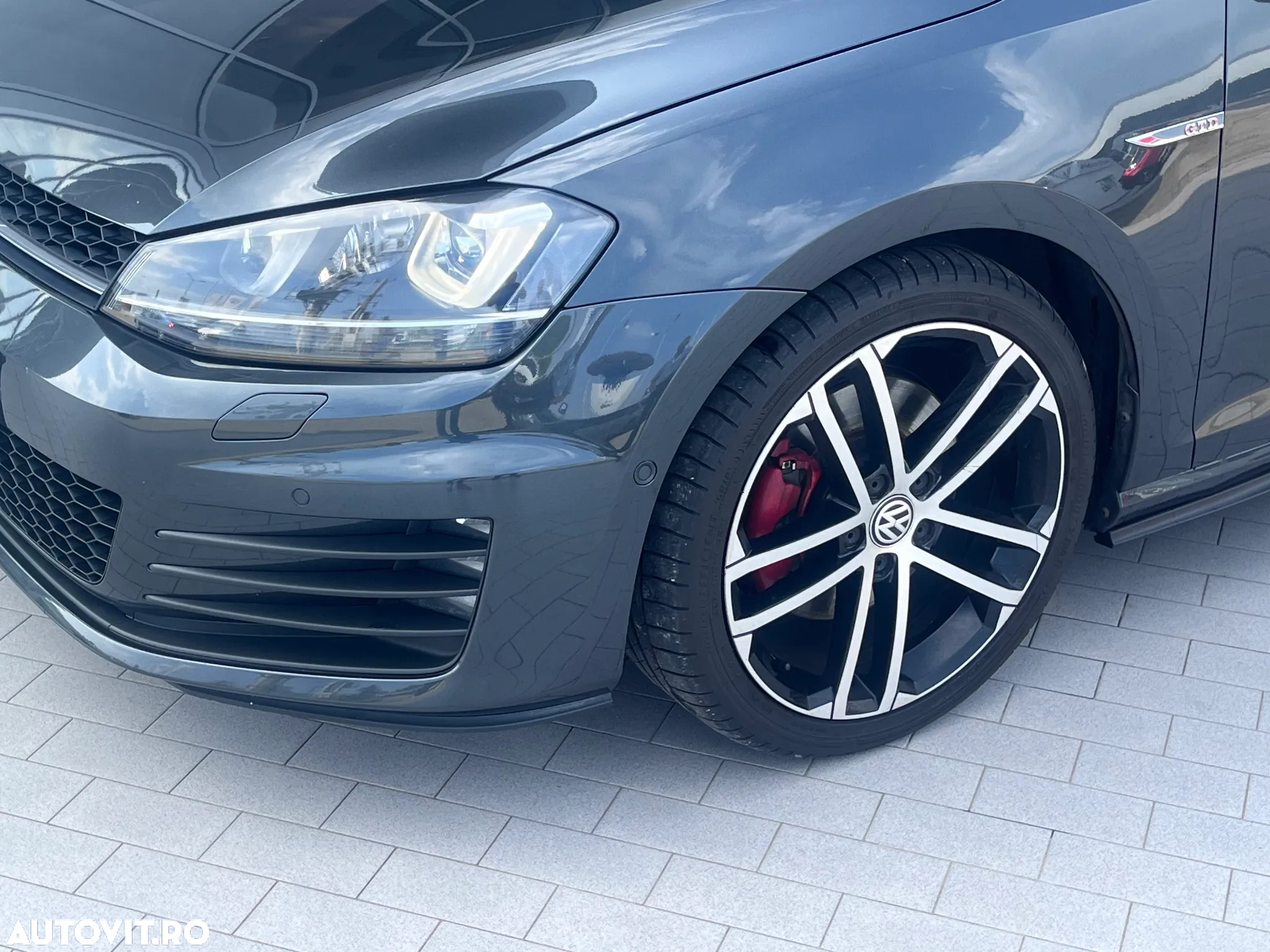 Volkswagen Golf 2.0 TDI GTD - 6