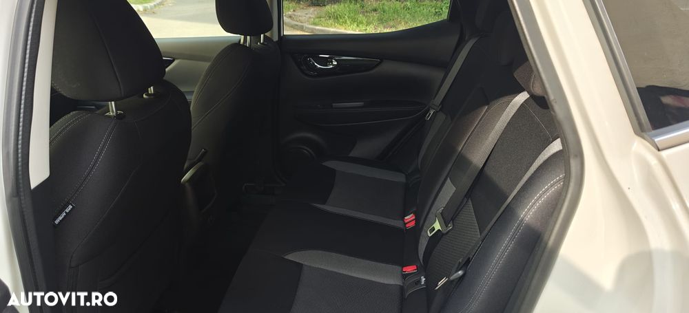 Nissan Qashqai 1.7 dCi Xtronic ALL-MODE 4x4i N-CONNECTA - 12