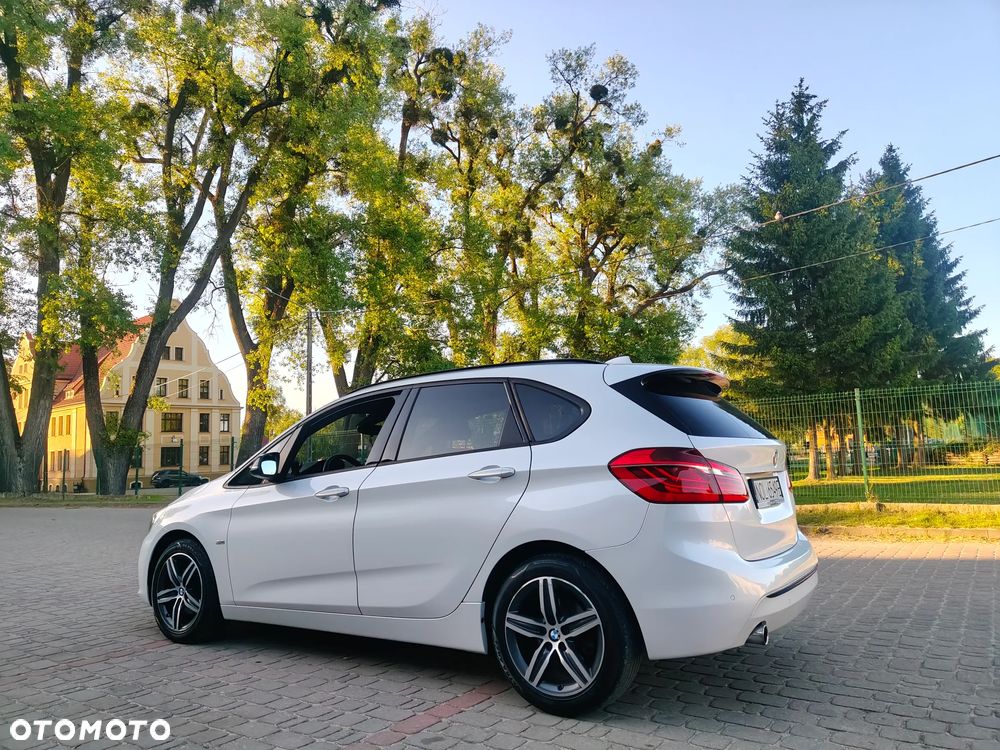 BMW Seria 2 218d Sport - 3