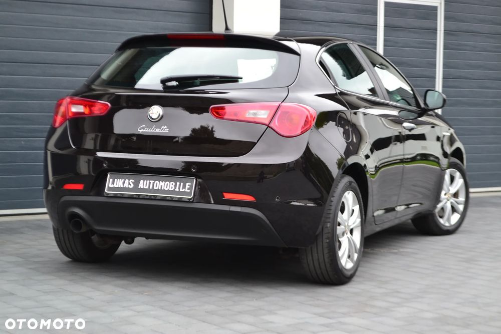 Alfa Romeo Giulietta - 12