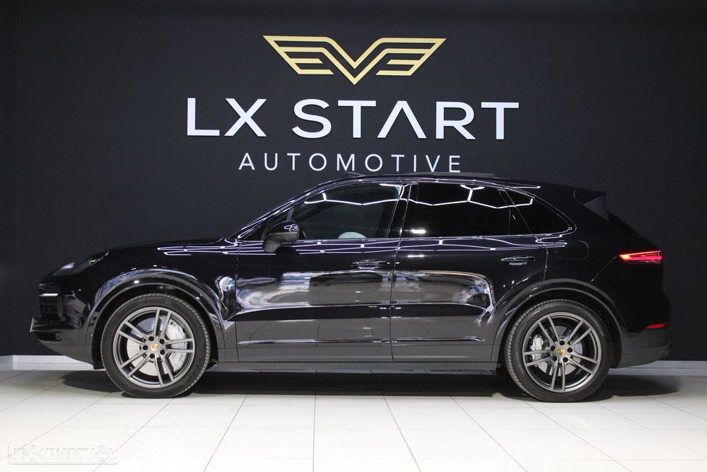 Porsche Cayenne E-Hybrid Tiptronic S Platinum Edition - 3