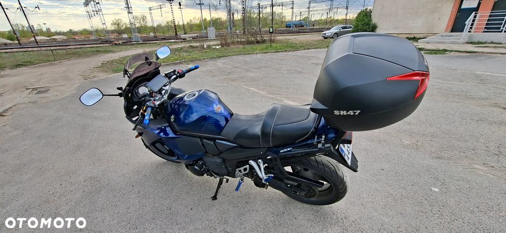 Suzuki GSX - 1
