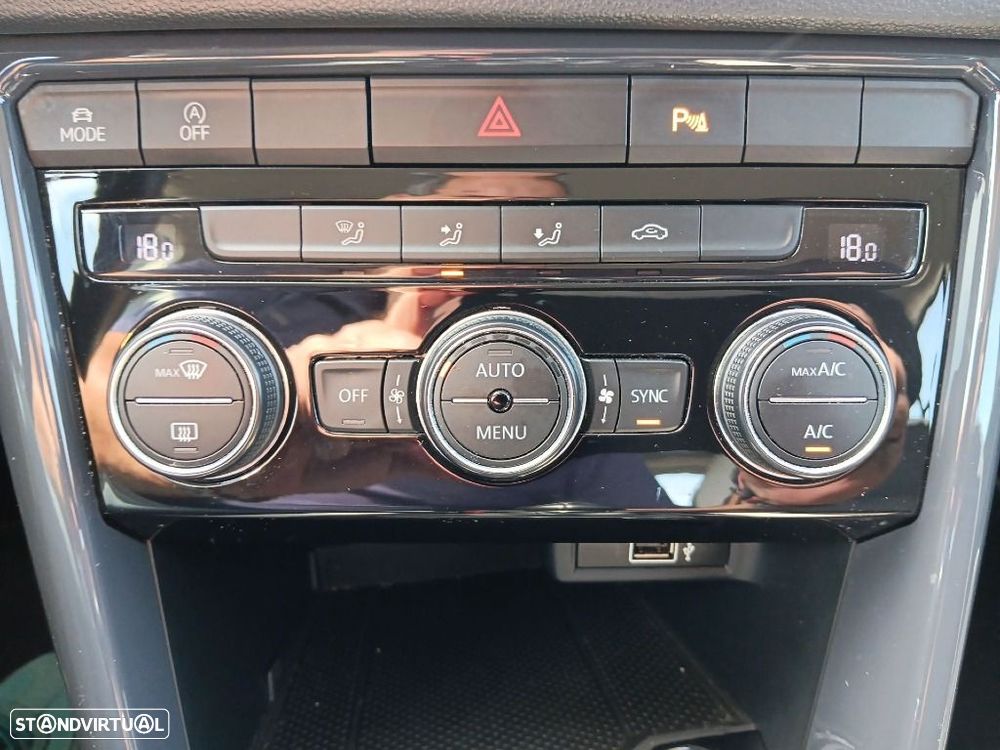 VW T-Roc 1.6 TDI Sport - 22