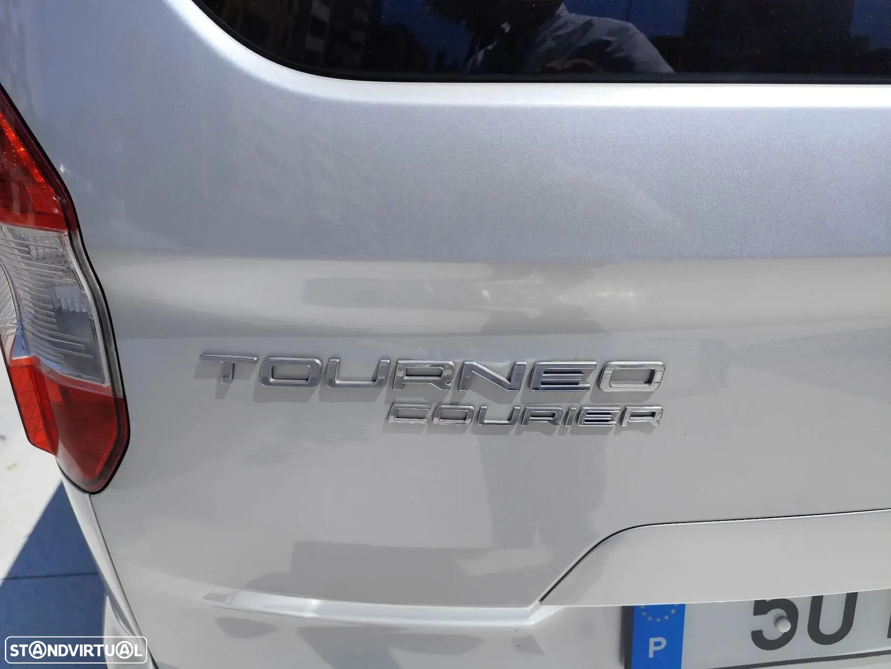 Ford Tourneo Courier 1.0 EcoBoost Titanium - 13