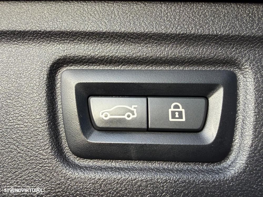 BMW 320 d Line Sport Auto - 14