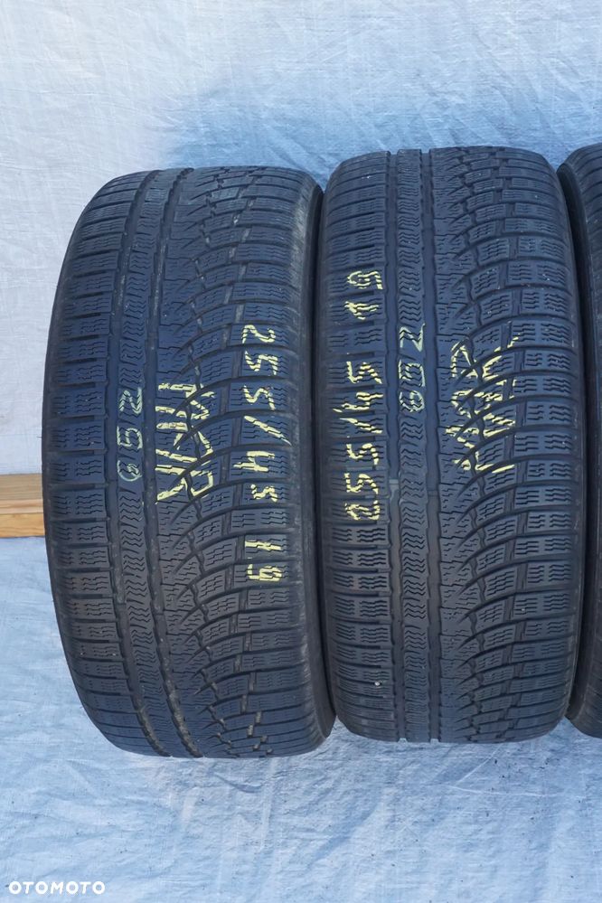 255 45 19  XL Nokian WRA4 - 2