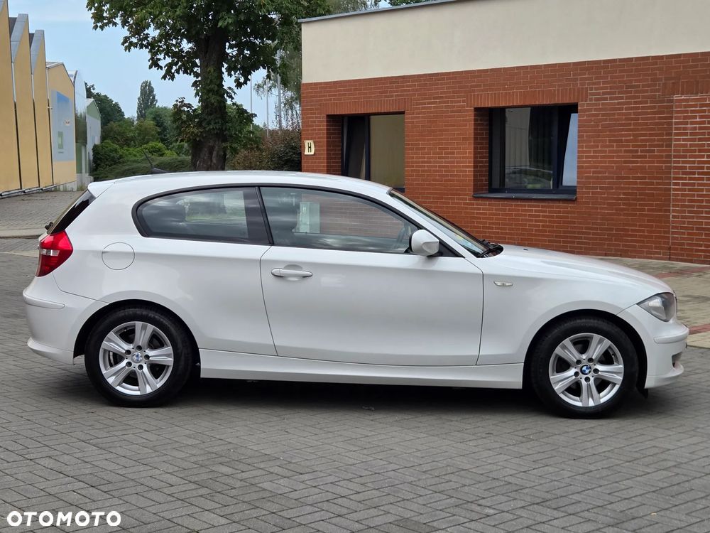 BMW Seria 1 116d DPF Edition Sport - 2