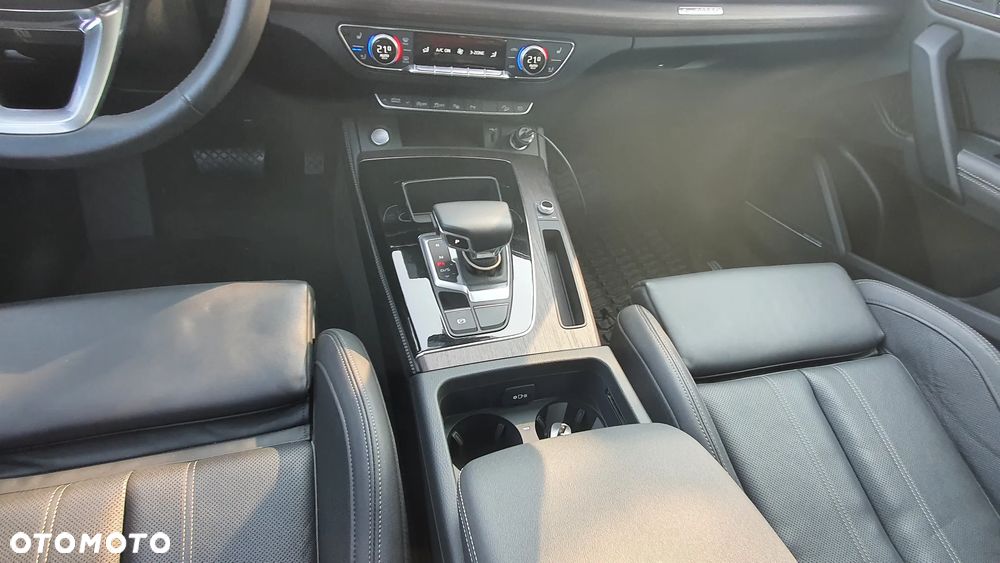 Audi Q5 45 TFSI quattro S tronic S line business - 10