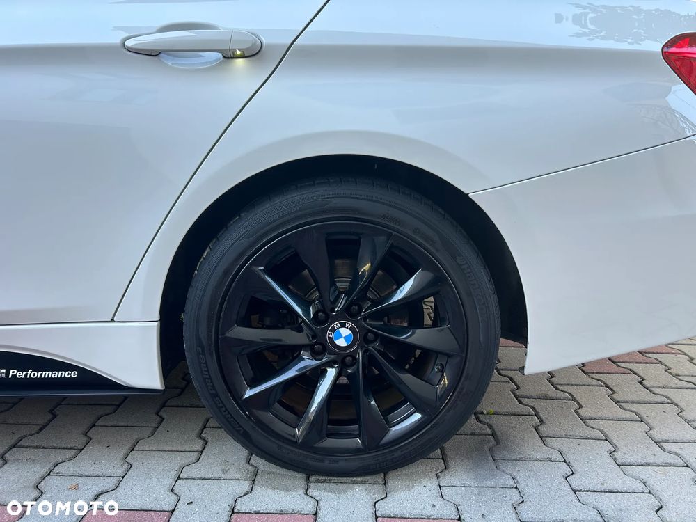BMW Seria 3 328i xDrive - 8