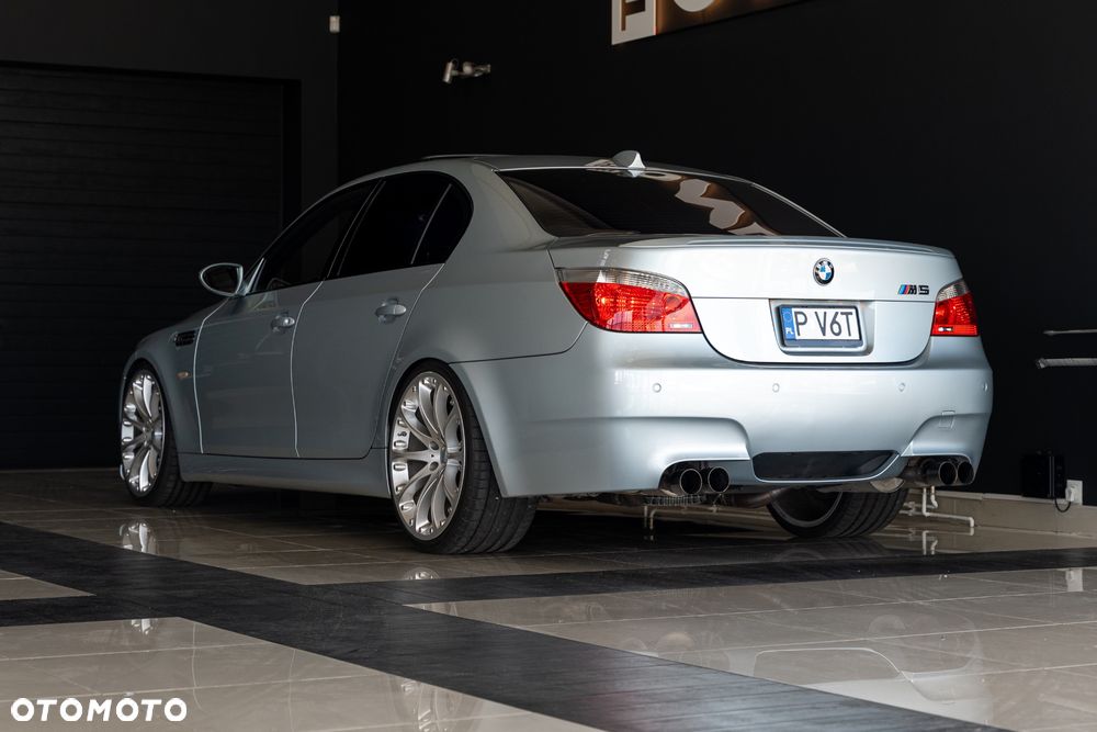 BMW M5 - 10