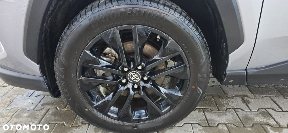 Toyota RAV4 - 16