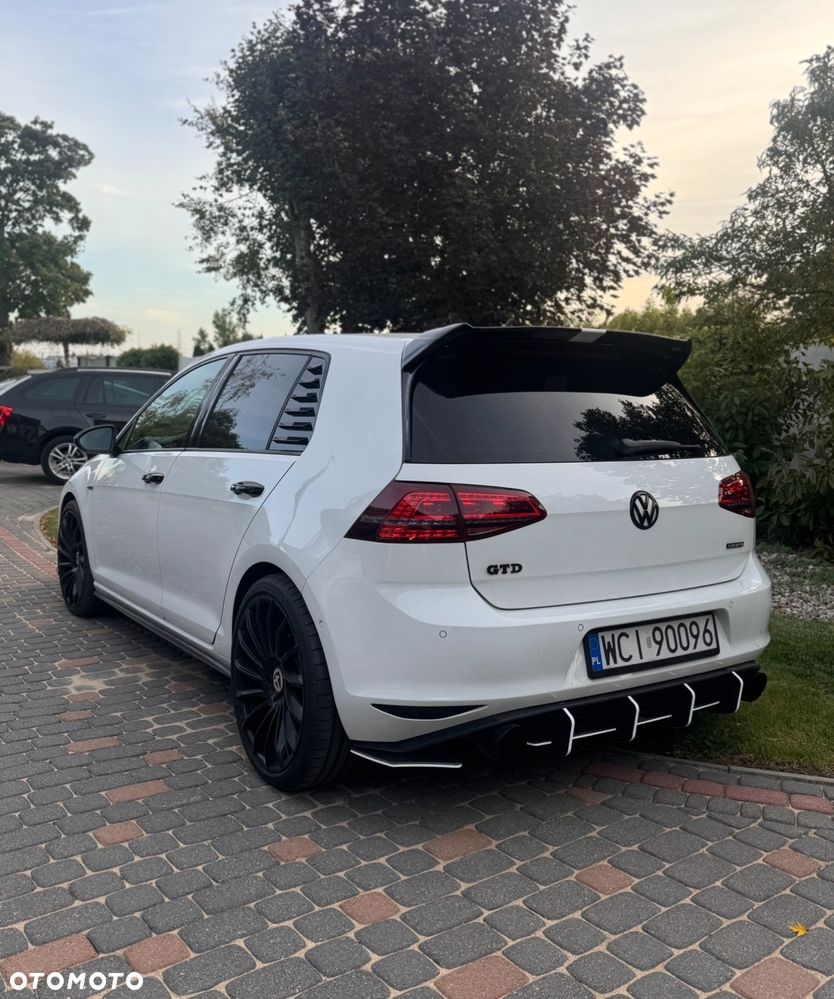 Volkswagen Golf 2.0 TDI BMT GTD DSG - 2