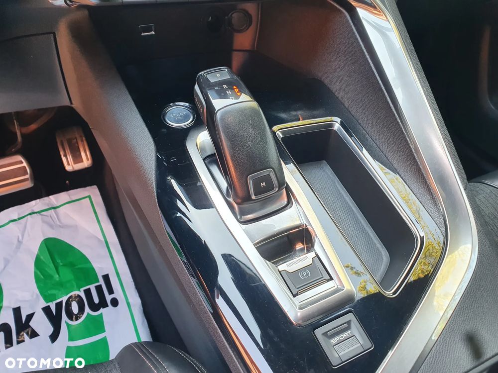Peugeot 3008 BlueHDi 120 EAT6 Stop & Start Allure - 16