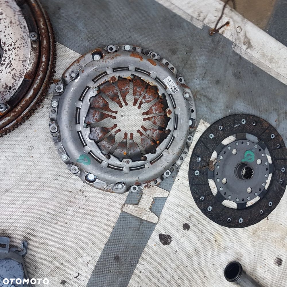 koło zamachowe sprzęgło  nissan juke qashqai renault megane dacia mercedes Duster Lodgy Clio 3 Fluence Laguna 3 Latitude Megane 3 Scenic 3 1.5 dci jak nowy oryginał - 6