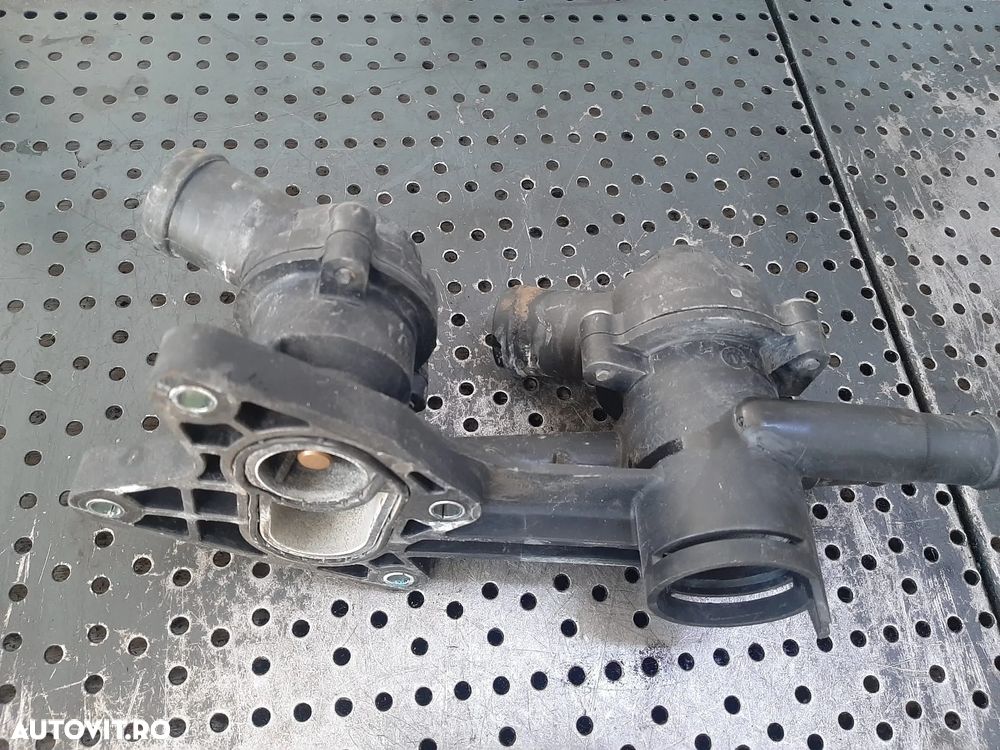 carcasa termostat  1.6 fsi bag  vw golf 5 skoda octavia 2 audi a3 8p seat leon 03c121118c - 1
