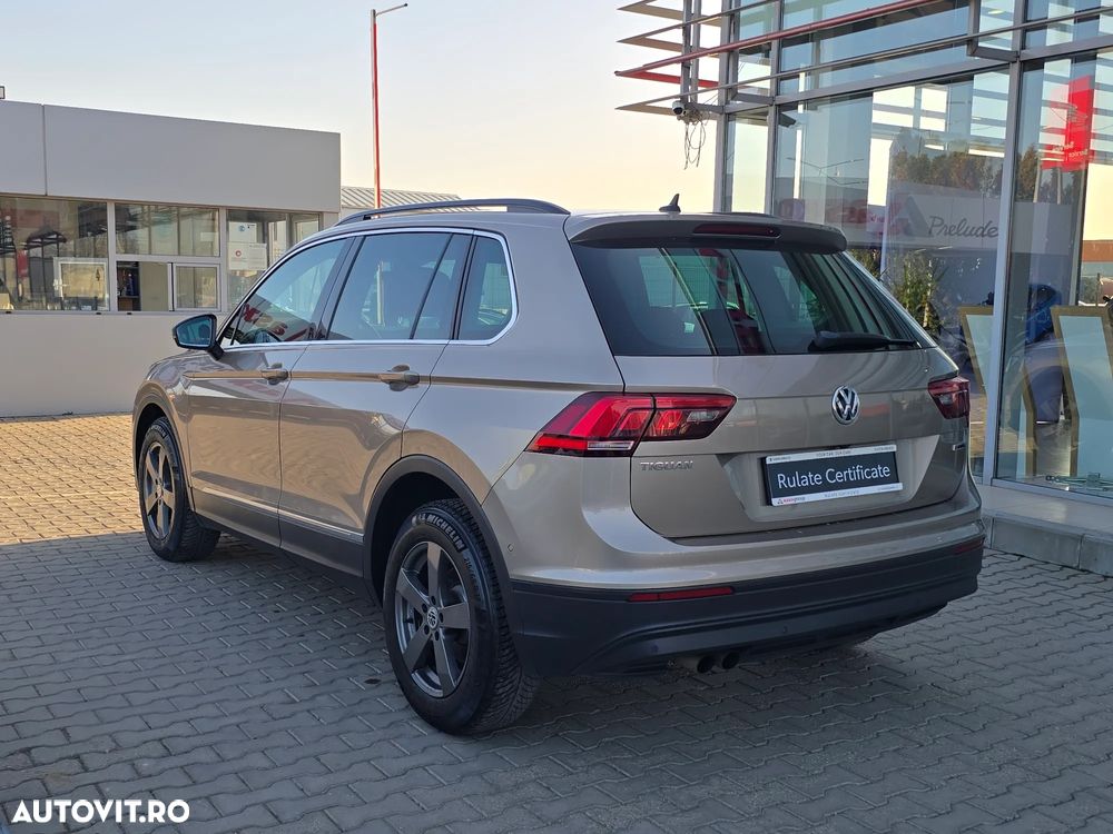 Volkswagen Tiguan - 5