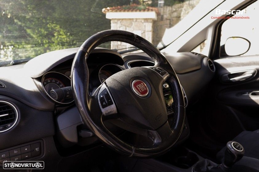 Fiat Punto 1.3 M-Jet Lounge S&S - 20