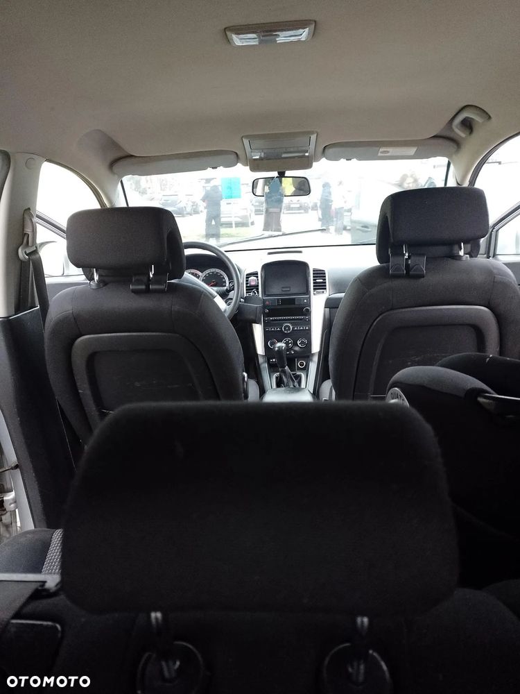 Chevrolet Captiva 2.4 LS 5os - 13