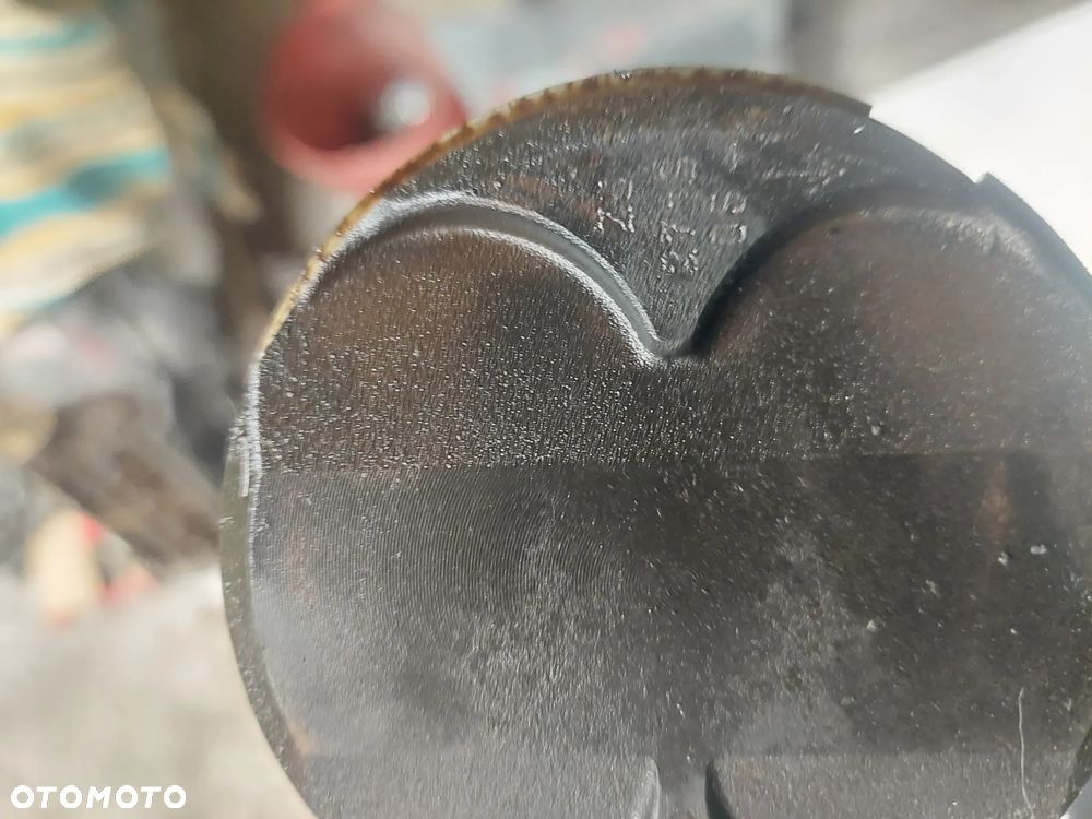 BMW E87 116i N45B16A tłok korbowód - 2