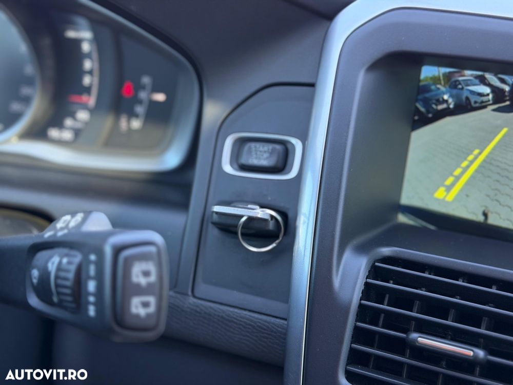 VOLVO XC60 2016 — imagine 55