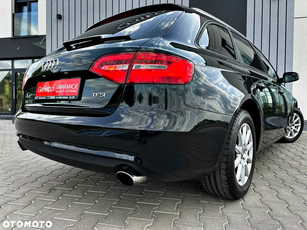 Audi A4 Avant 2.0 TFSI Attraction - 33