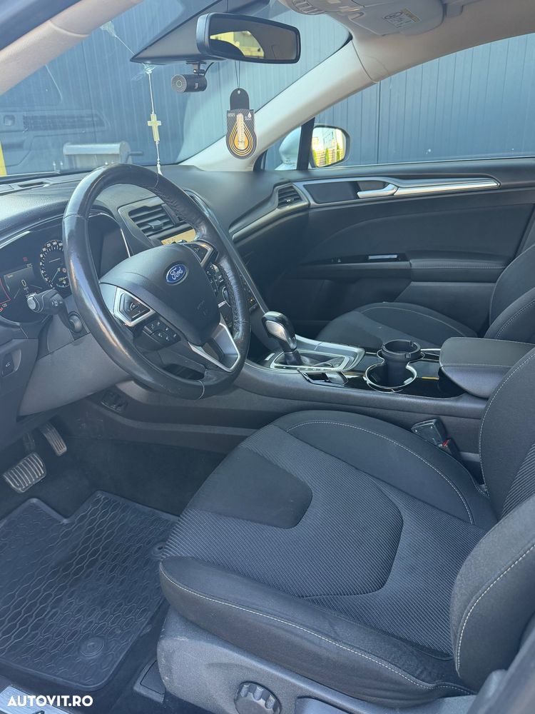 Ford Mondeo 2.0 TDCi Powershift AWD - 2