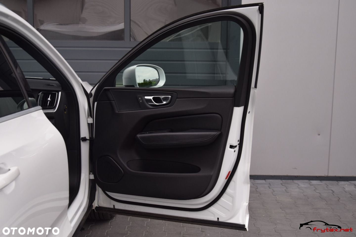 Volvo XC 60 - 21