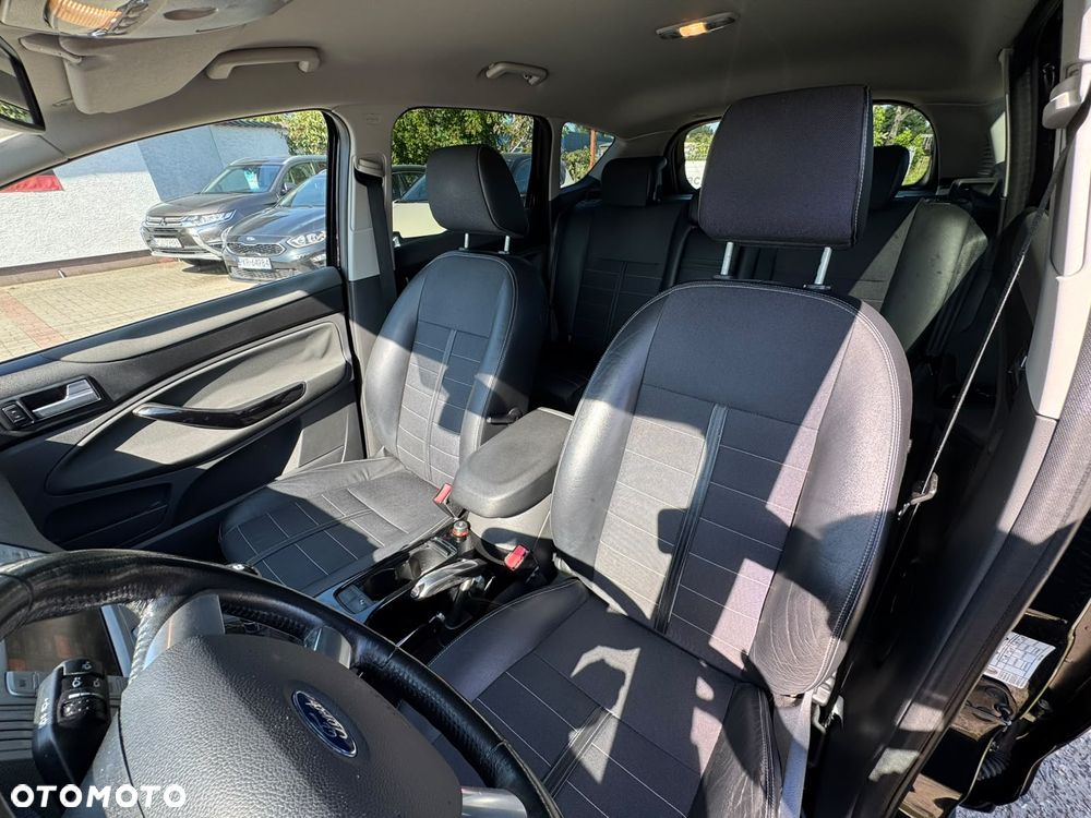 Ford Kuga 2.0 TDCi 4WD Titanium - 14