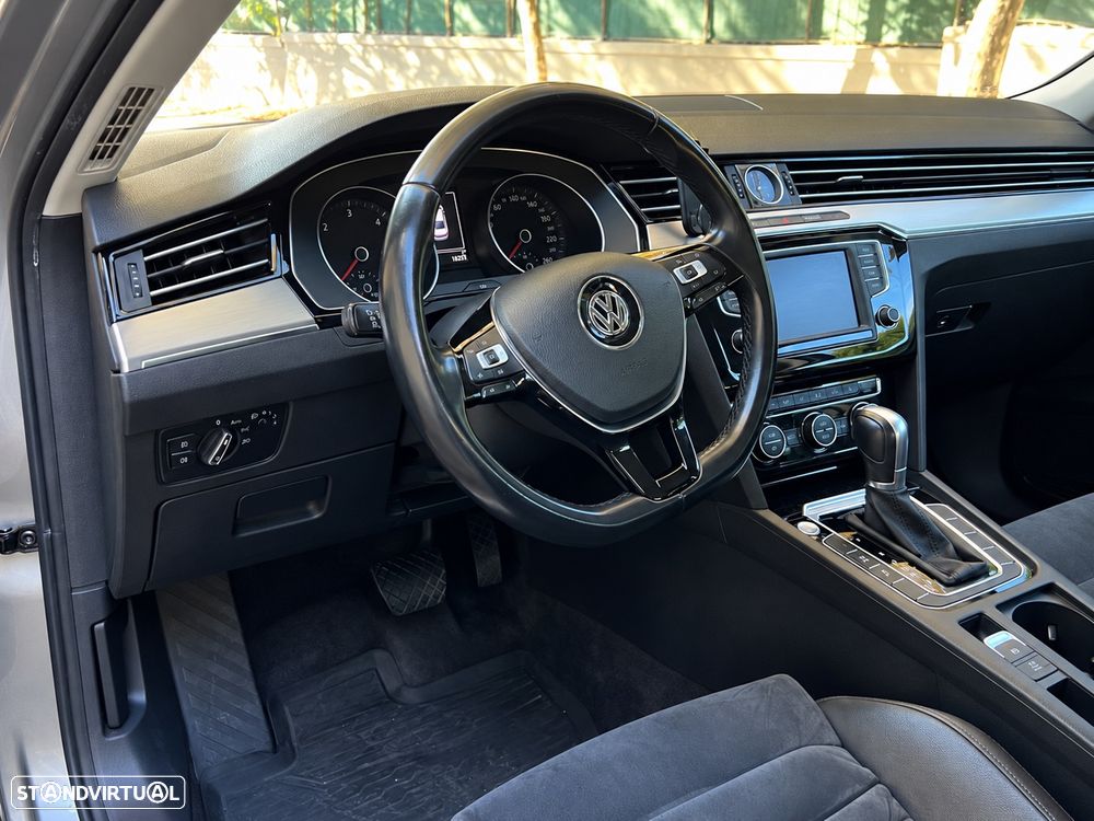 VW Passat 2.0 TDI Highline DSG - 9