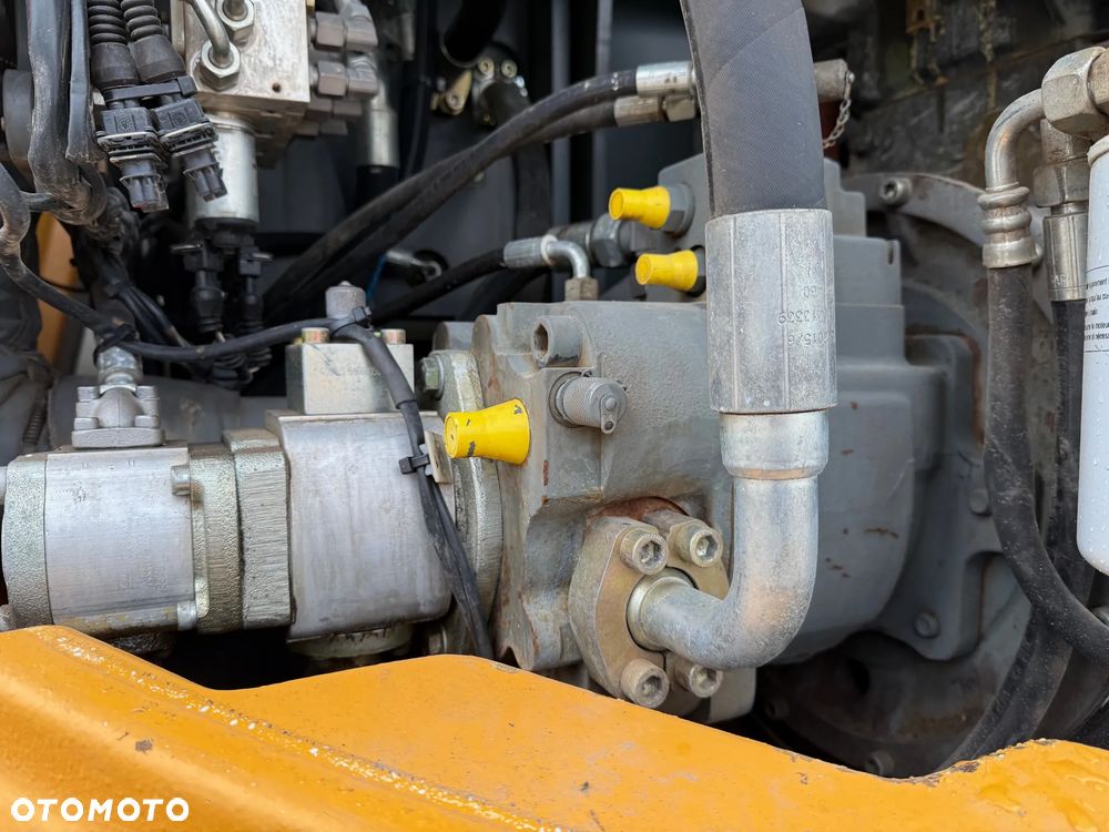 Liebherr A 910 Compact 2015 r. - 18