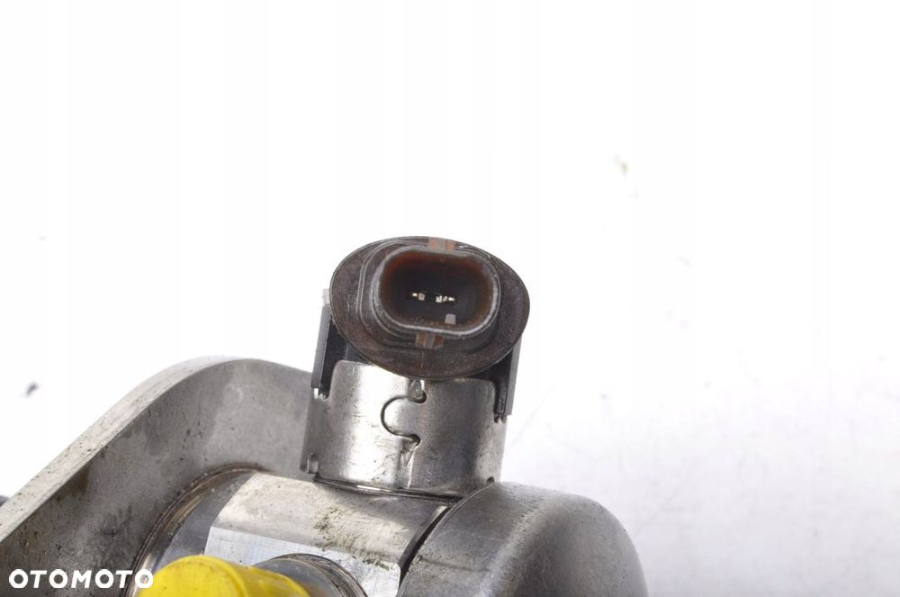 BMW F44 M235i 2.0 POMPA PALIWA 0261520521 21R 9tys - 3