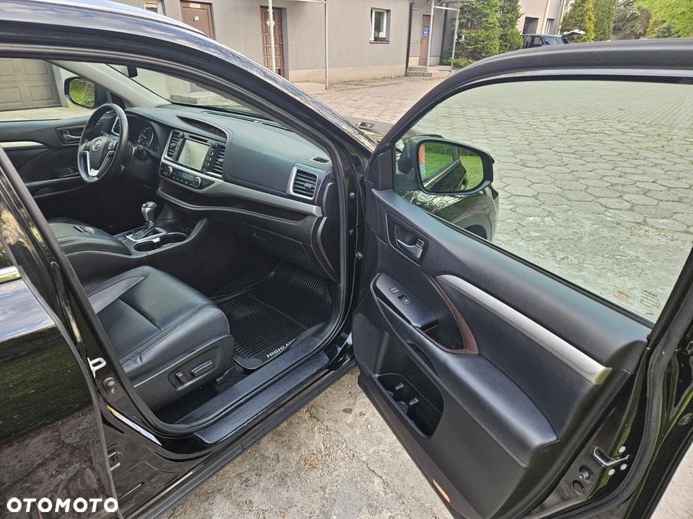 Toyota Highlander 3.5 V6 - 14
