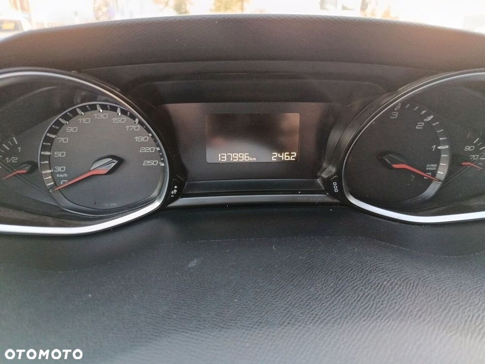 Peugeot 308 - 16
