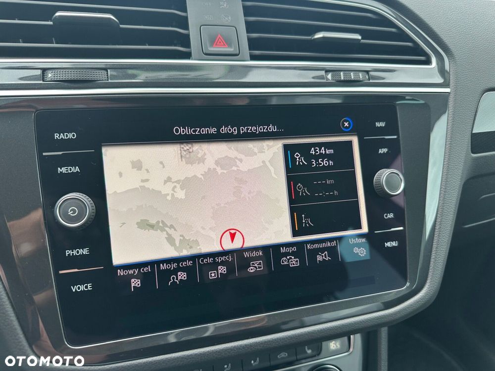 Volkswagen Tiguan - 22