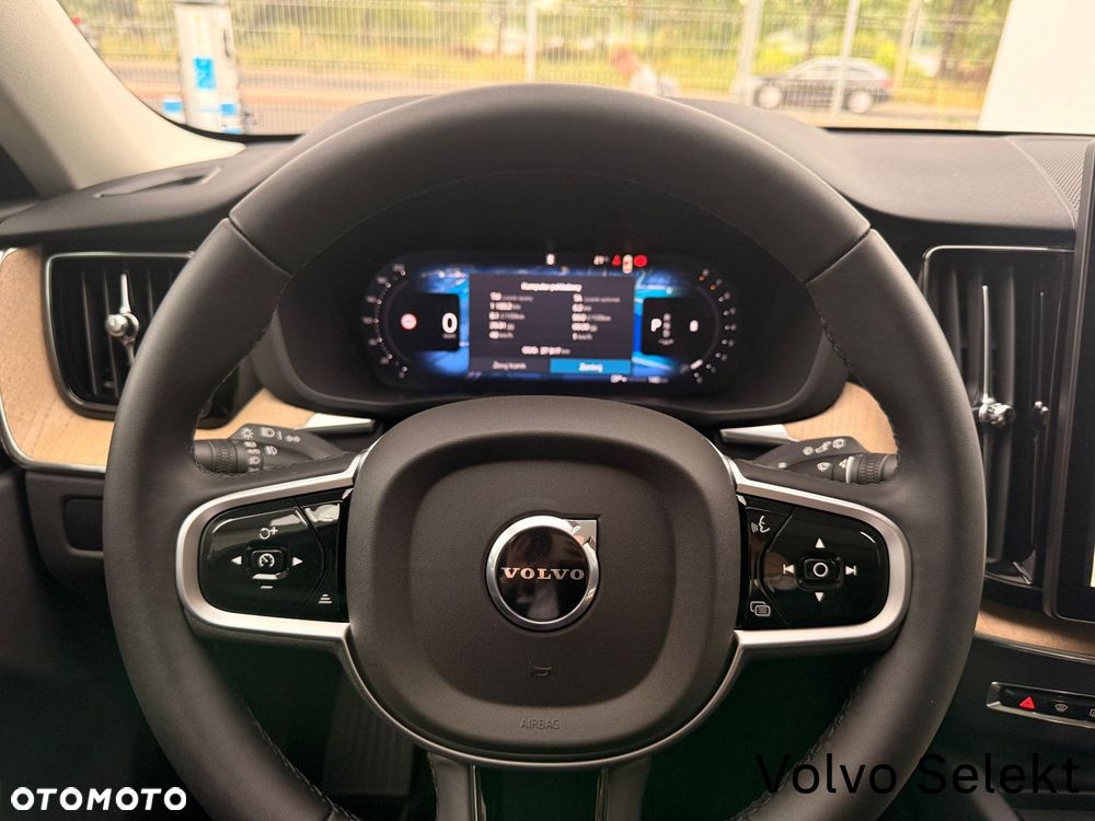 Volvo XC 60 - 22